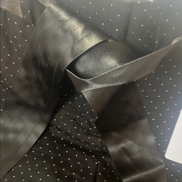 NWT- Express Design Studios City Shorts with Satin Belt - Picture 7 of 10